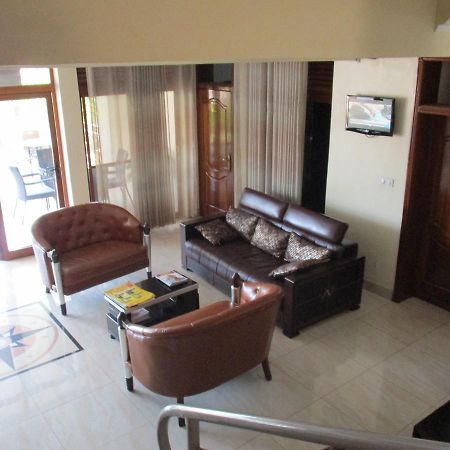 Amaris Hotel Kigali Exterior photo