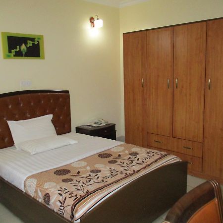 Amaris Hotel Kigali Exterior photo