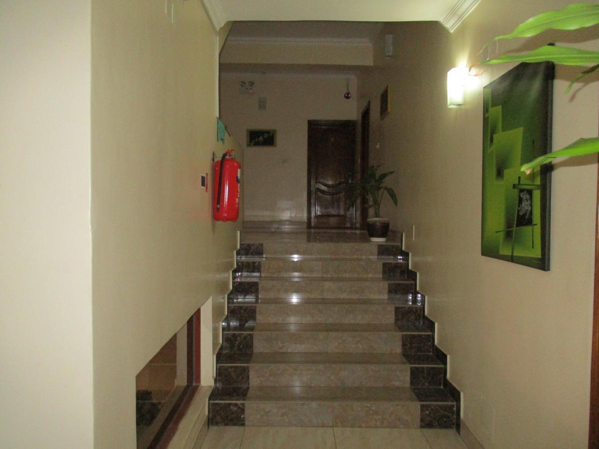 Amaris Hotel Kigali Exterior photo